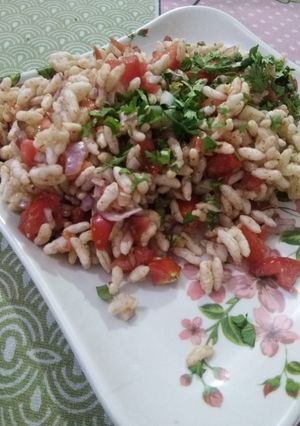 A picture of Bhel Puri.