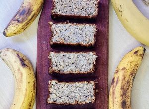 Una foto de Budincito "fit" de banana 🍌 Sin azúcar, sin edulcorante, sin miel, sin agave, sin harina 🍌