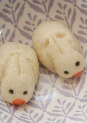 Une photo de Des lapins bruns - Jouyo Manju (Wagashi) de Marrons