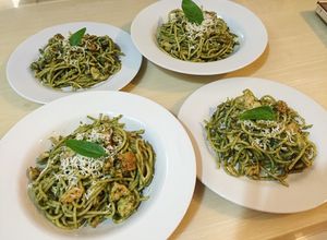 Foto resep Rosemary Chicken Pesto Spaghetti 
