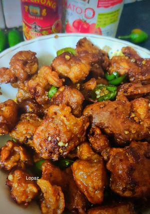 স্টর ফ্রাইড চিকেন এন্ড প্রন(stir fried chicken and prawn recipe in Bengali) রেসিপির প্রধান ছবি