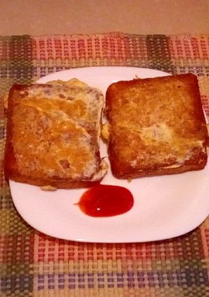 A picture of Breakfast Egg bread.