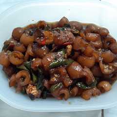 A picture of Cecek (kikil) pedas manis.