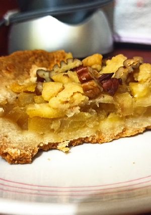 Una foto de Tarta de manzana y nuez
