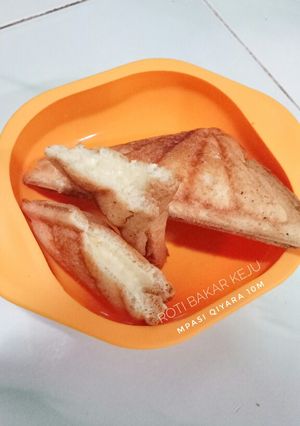 Foto resep Roti Bakar Keju (Mpasi 10 bulan)