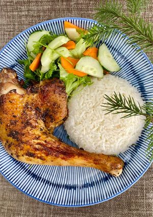 Hình của món Gà nướng tiêu rừng.