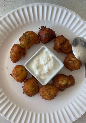 ભાત ના ભજીયા (Rice Bhajiya Recipe In Gujarati) રેસીપી મુખ્ય ફોટો