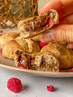Una foto de Bocaditos chocolate y frambuesa