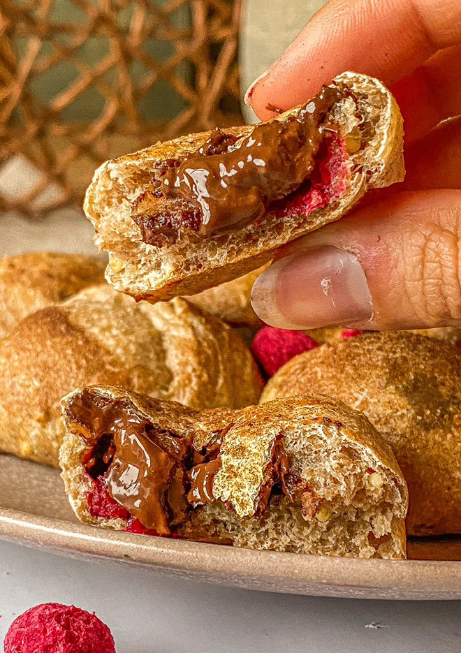 Una foto de Bocaditos chocolate y frambuesa