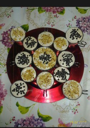 Foto di Bicchierini di crema al caffè granella di nocciole e fondente 😋
