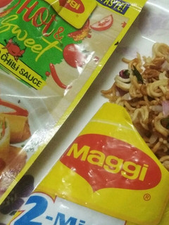 கிறிஸ்பி மேகி(Maggi bhel) செய்முறை முக்கிய புகைப்படம்