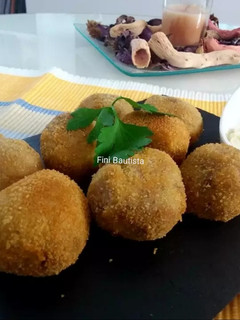 Una foto de Bolitas de morcilla (croquetas)