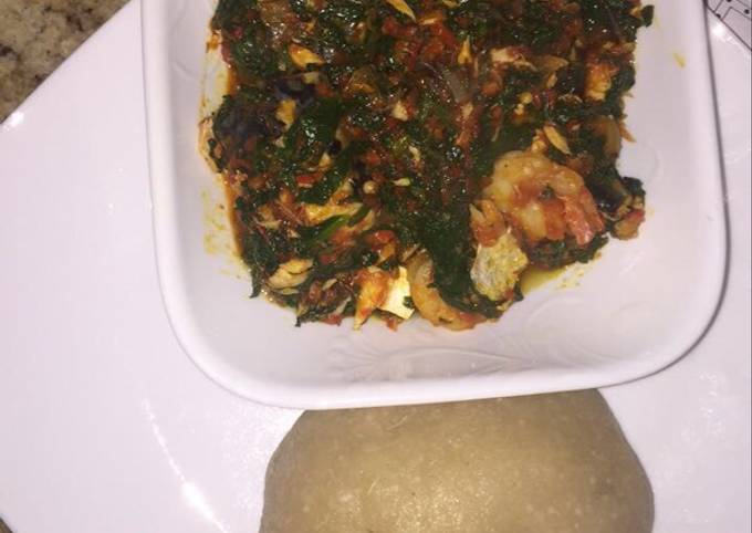 Efo riro with fish and shrimps