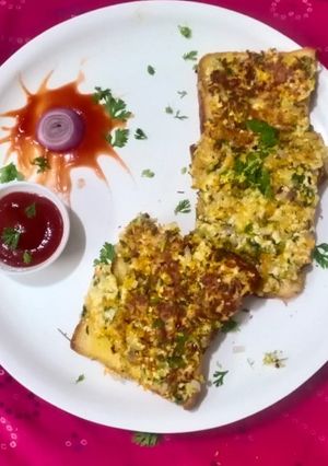 A picture of Paneer semolina open toast.