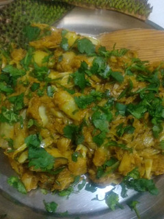 कटहल की सब्जी (Kathal ki sabzi recipe in hindi) रेसिपी मुख्य फोटो