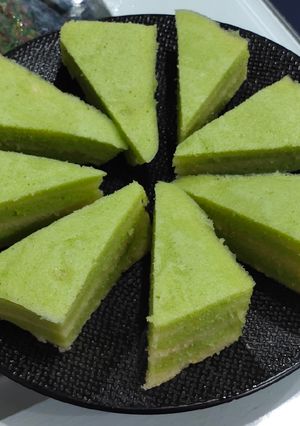 A picture of Lapis Kukus Hijau Putih.