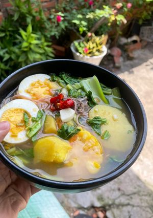 Hình của món Giảm cân cùng bún gạo lứt: bún gạo lứt nấu chua cay.