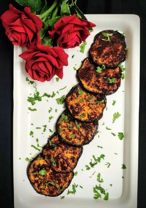 A picture of Baigan Bhaja.