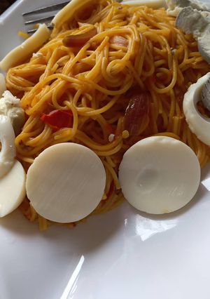 A picture of Spaghetti jallof.
