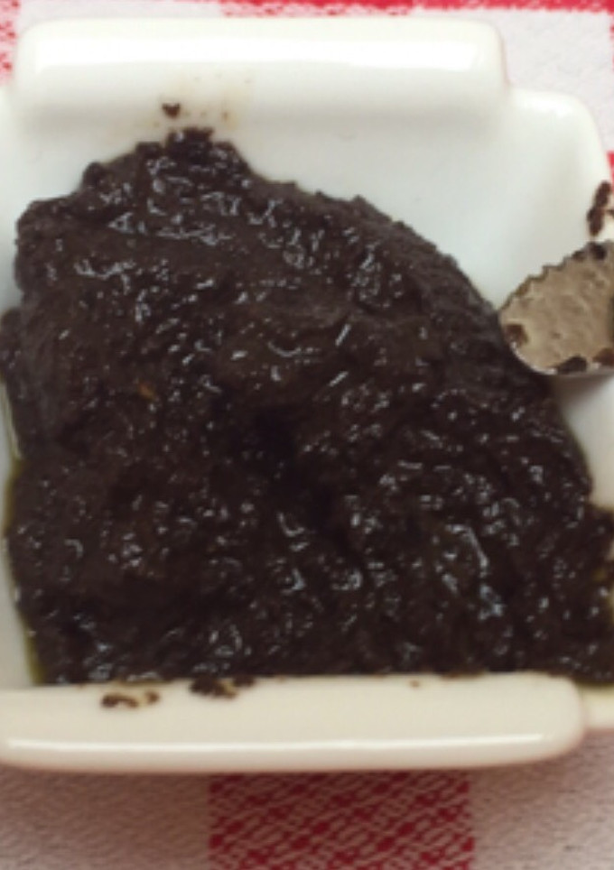 Una foto de Paté de aceitunas negras