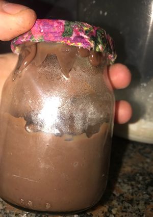 Una foto de Postre rápido de Chocolate en menos de 5 minutos. O relleno de torta