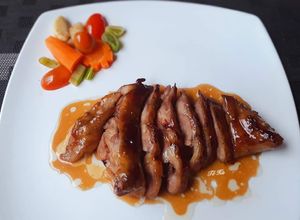 Hình của món Đùi VỊT đút lò sốt Teriyaki.