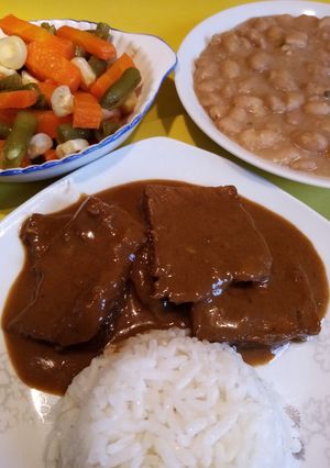 Una foto de Asado de Carne con Fréjoles