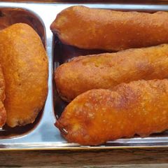 A picture of Raw Banana Bajji/Vazhakkai Bajji.