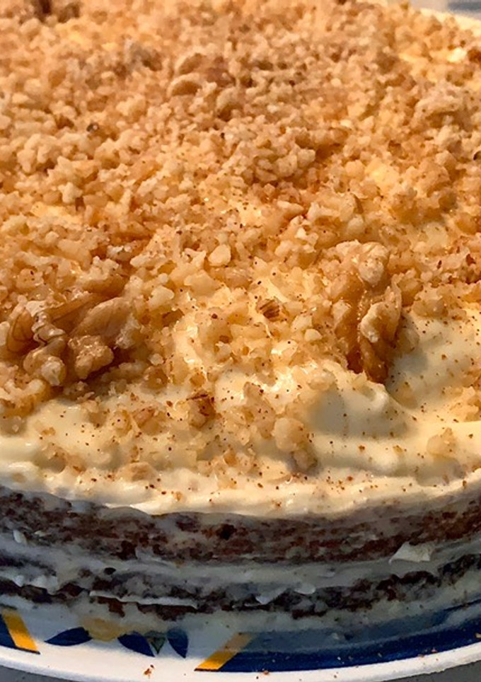 Una foto de Tarta de zanahoria con frosting de queso 🥕