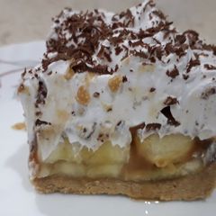 A picture of Biscuit base Banofee pie.
