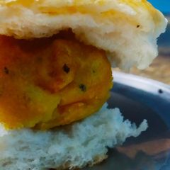 A picture of Vada Pav Recipe.