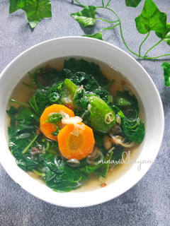 Foto resep Sayur Bening Bayam Oyong