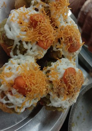 A picture of Cream Golgappe.