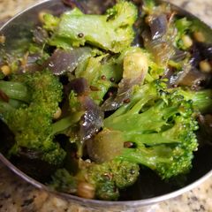 A picture of Broccoli fry.