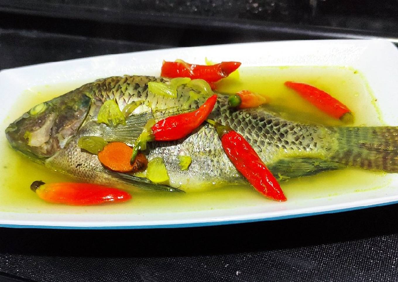 Pindang ikan nila bumbu iris