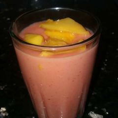 A picture of Mangodates shake.