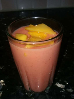 A picture of Mangodates shake.
