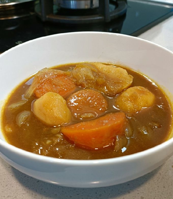 只有蔬果在努力！沒加糖也會甜的咖哩 （奶素） 的食譜成品照片