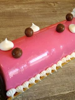 Une photo de Bûche Chocolat Framboise