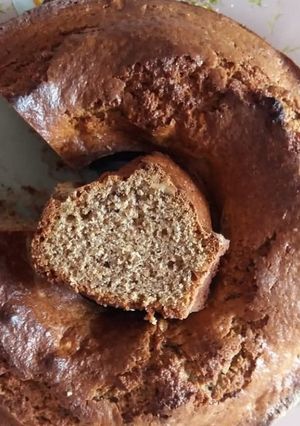 Foto di Ciambellone con noci e nocciole