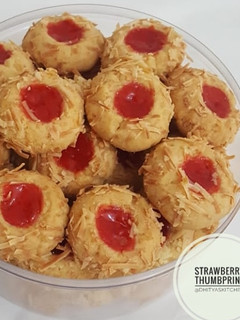 Foto resep Strawberry Thumbprint Cookies