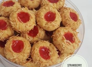 Foto resep Strawberry Thumbprint Cookies