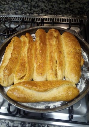 স্টাফ চিকেন ব্রেড (Stuffed Chicken Bread recipe in Bengali)) রেসিপির প্রধান ছবি