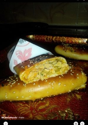 صورة لوصفة خبزات محشيين بصدر دجاح وخضر