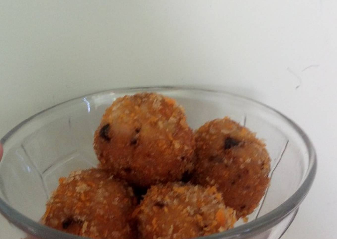 Bola bola pisang isi coklat
