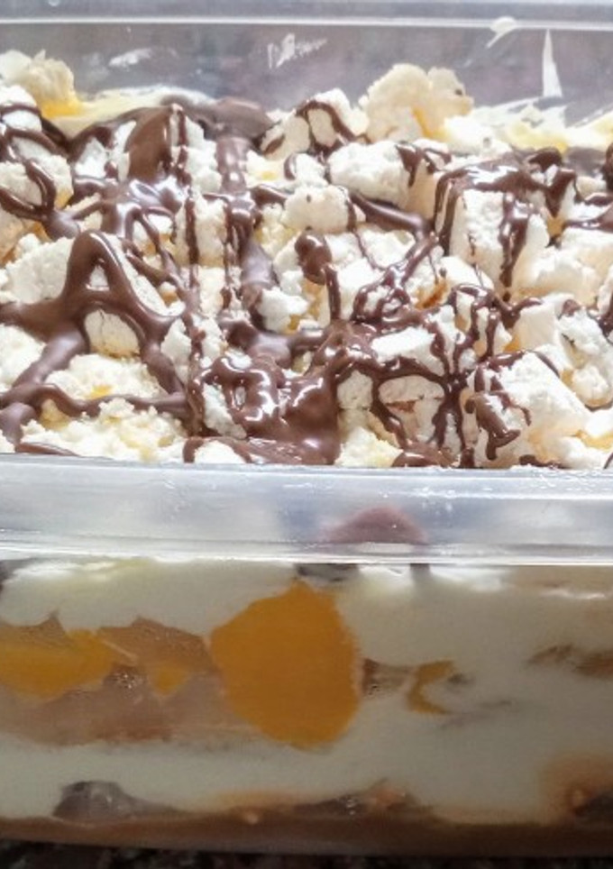 Una foto de Postre tipo chajá