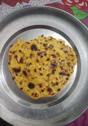 A picture of Besan chilla.