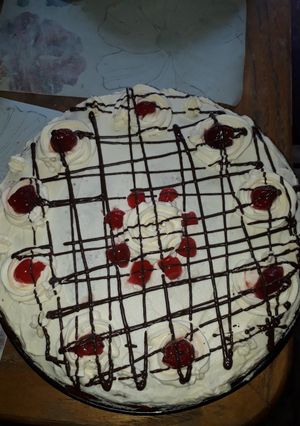 Una foto de Torta selva negra. Para mamá en su día!