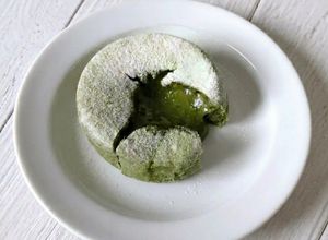 Foto resep Molten Matcha Lava Cake