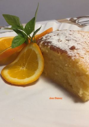 Una foto de Bizcocho de Naranja muy esponjoso sin yogur